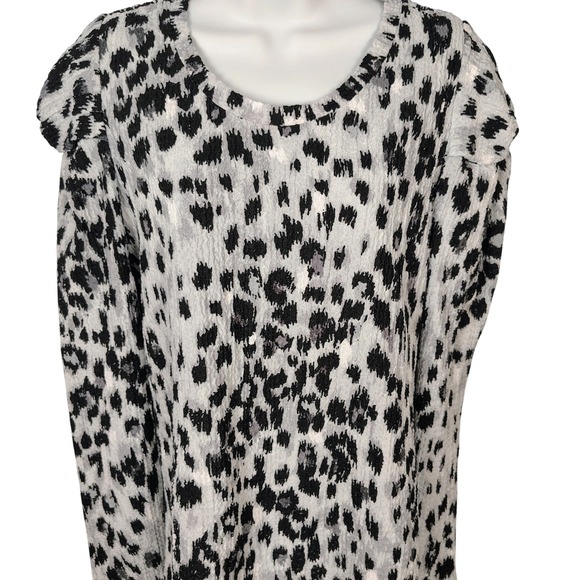 LOFT Tops - Loft Leopard Print Textured Knot Shoulder Blouse Black White Med safari Summer